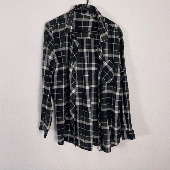 Athleta Black and Green Plaid Button Front Collared Long Sleeve Top - Picture 1 of 7